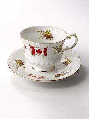Bone china Teacup & Saucer with Canadian Flag and Gold Trim